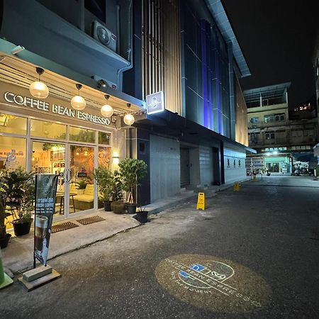 Twenty Two Place Hostel - Sukhumvit 22 Bangkok Luaran gambar